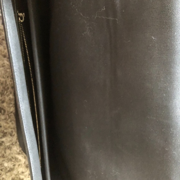 Louis Vuitton Messenger Bag - Picture 3 of 3